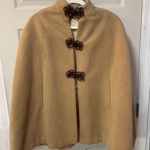 EUC Vintage Lined Cape from Paris